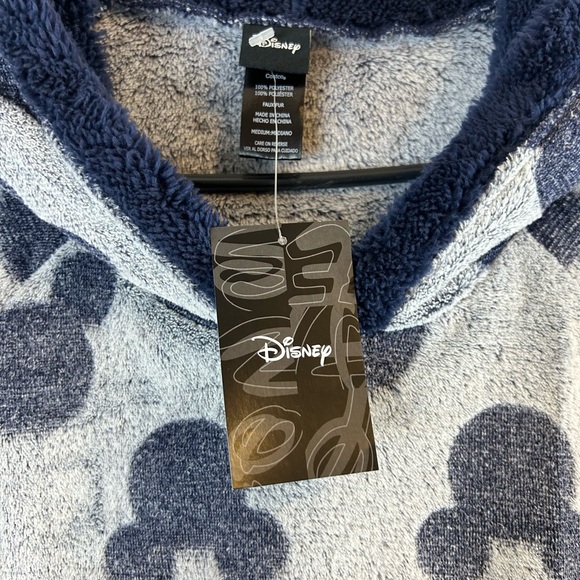 Disney Pajama launcher Sherpa pull over size Medium Hoodie NWT cozy&warm - Picture 7 of 9